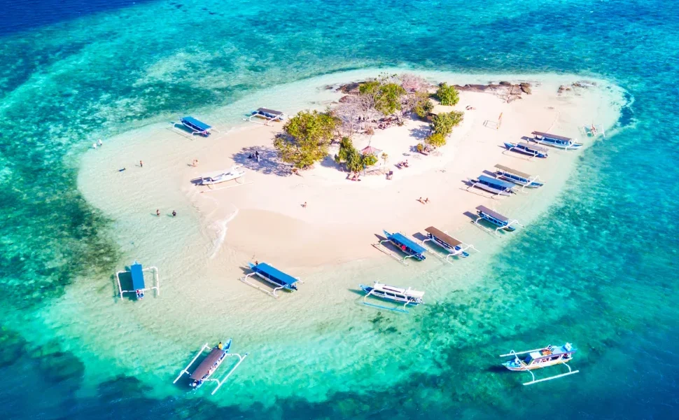 Getting to Secret Gilis from Selong Belanak | A Complete Guide